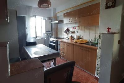 Inchiriez apartament cu 2 camere - 7