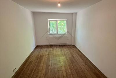 Apartament cu 2 camere decomandat în Nicolina - 9