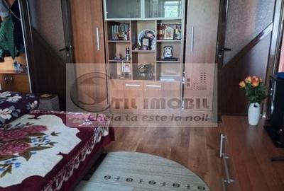 Apartament 2 camere semidecomandat, Zimbru, 42 mp - 74.999 euro - 2