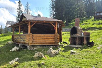 Hotel/Pensiune, de 378 mp, în Moroeni - 2