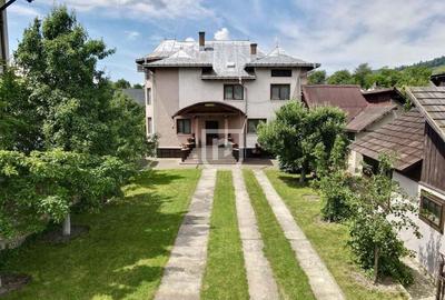 Pensiune si Casa Ultracentral | Gura Humorului | Arinis | Bucovina - 1