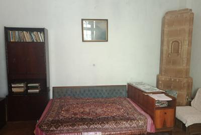 Casă de vânzare – 5 camere într-o vilă interbelică, 125 mp Casă de vânzare – 5 camere într-o vilă interbelică, 125 mp - 10