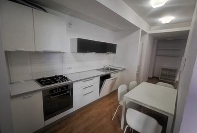 Apartament cu 4 camere decomandat, mobilat în Băneasa - 9
