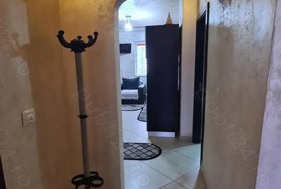 Apartament cu 3 camere de inchiriat in Curtea de Arge?. - 12