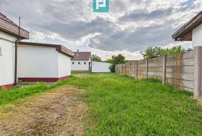 Casă cu 3 camere cu Teren 900 Mp în Turnu - 18