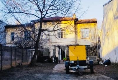 Casă individuală cu 16 camere cu Canalizare în Ștefan cel Mare - 1