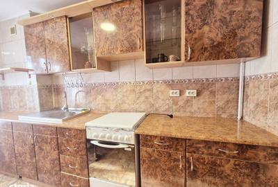 Apartament cu 3 camere în Central - 3