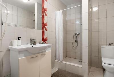 Spațiu comercial, de 600 mp, în Central - 10
