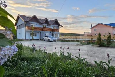 Pensiune 300 mp utili, 1400mp, Letcani, la strada - 5