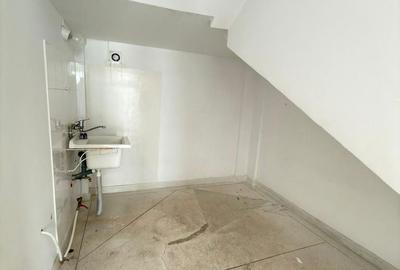 Spațiu comercial, de 200 mp, în Central - 5