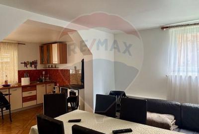 Casa / Vila cu 6 camere de vanzare - 12