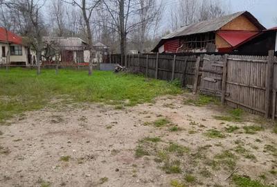 Casă cu 3 camere cu Teren 500 Mp în Izvoru - 1