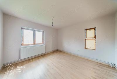 Casă cu 4 camere cu Teren 450 Mp în Pecica - 10