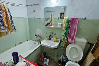 MIHAI BRAVU zona Piata -Lidl , garsoniera et. 3/4 la 37000 euro - 3