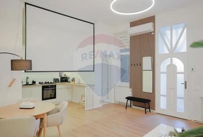 Apartament cu 4 camere semidecomandat în Ultracentral - 2