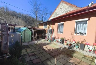 Casă cu 6 camere cu Canalizare în Stăvila - 3