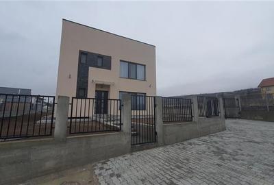 Inchiriere casa individuala 600 mp teren, Zona Becas, Cluj-Napoca - 1