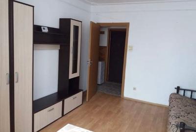 Apartament cu 2 camere decomandat, mobilat în Alexandru cel Bun - 1