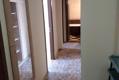 Apartament cu 3 camere decomandat în Central - 3