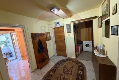 Apartament cu 3 camere decomandat, mobilat în Central - 2