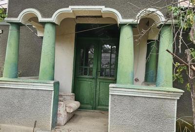 Casă cu 3 camere în Deparați - 2