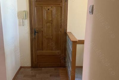 Apartament cu 3 camere decomandat în Central - 3