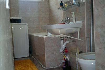 Garsonieră decomandată în Magheru