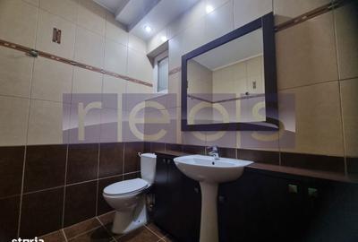 Apartament cu 3 camere decomandat în Vitan