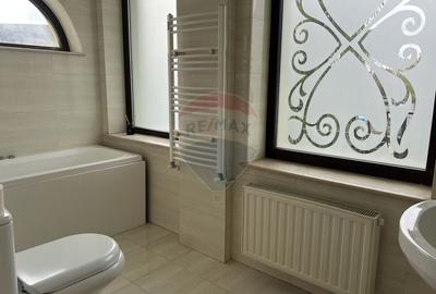 Casa / Vila cu 5 camere de inchiriat in zona Pipera - 22