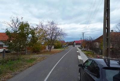 Teren de 1419 mp, în Medieșu Aurit - 2