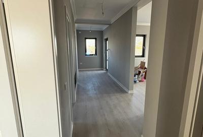 Casă cu 4 camere cu Teren 500 Mp în Central - 3