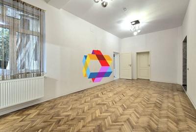 Casa de vânzare zona Centrală - 225 mp - 4