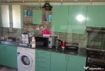 Apartament cu 4 camere decomandat în 22 Decembrie - 11