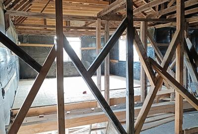 Vand sau schimb cu apartament, Casa P+E+M ?i 3300 teren intravilan in Baicoi jude?ul Prahova - 2