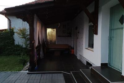 Casă cu 2 camere în Totoi - 1