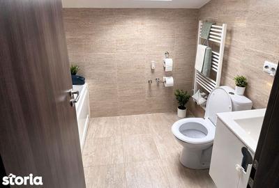 Apartament cu 3 camere în Central - 2