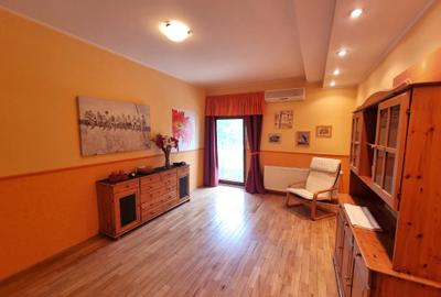 Casă cu 8 camere cu Canalizare în Iancu Nicolae - 8