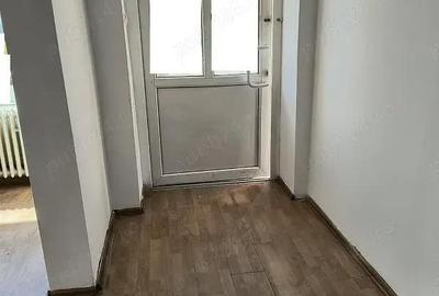 Spațiu comercial, de 40 mp, în Central - 1