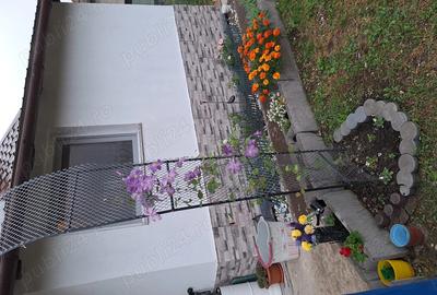 Casa de vanzare construc?ie 2013 informa?i tel. - 2