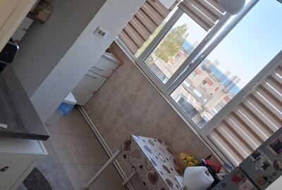 Apartament cu 2 camere decomandat în Central - 3