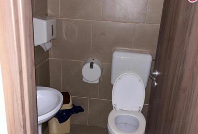 Spațiu comercial, de 6 mp, în Central - 4