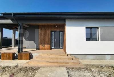 Casă cu 4 camere cu Teren 450 Mp în Central - 11