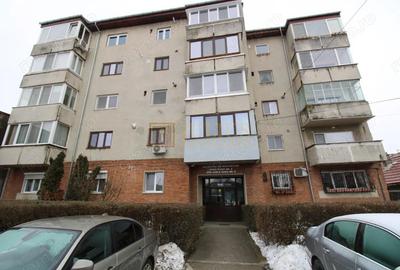Apartament cu 2 camere semidecomandat, mobilat în Simion Bărnuțiu - 1