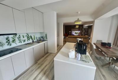 Apartament cu 4 camere decomandat în Central - 9