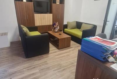 Spațiu comercial, de 133 mp, în Central - 17