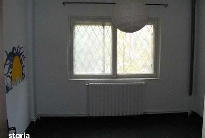 Apartament cu 4 camere în Titan - 2