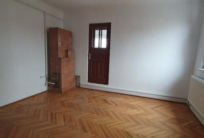 Apartament cu 2 camere semidecomandat în Primăverii - 3