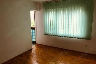 Casă cu 5 camere în Central - 8