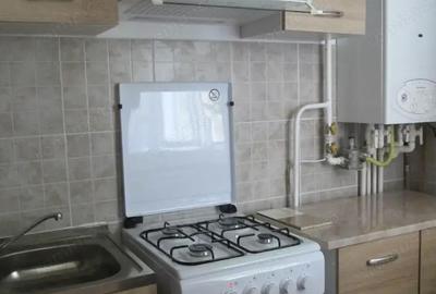 Garsonieră decomandată în Badea Cârțan - 1