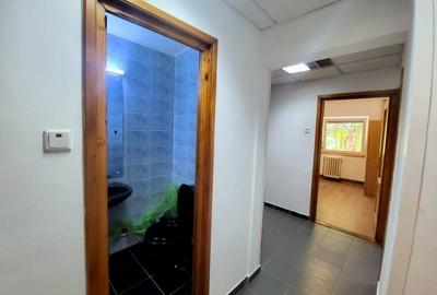 Spatiu de birou - 4 camere, 70 mp - Ultracentral, zona Palas - 8